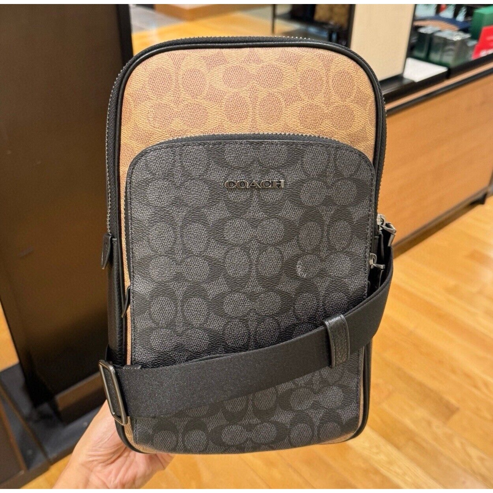 NWT Coach Ethan Pack In Blocked Signature Canvas CZ394 Tan Charcoal Black