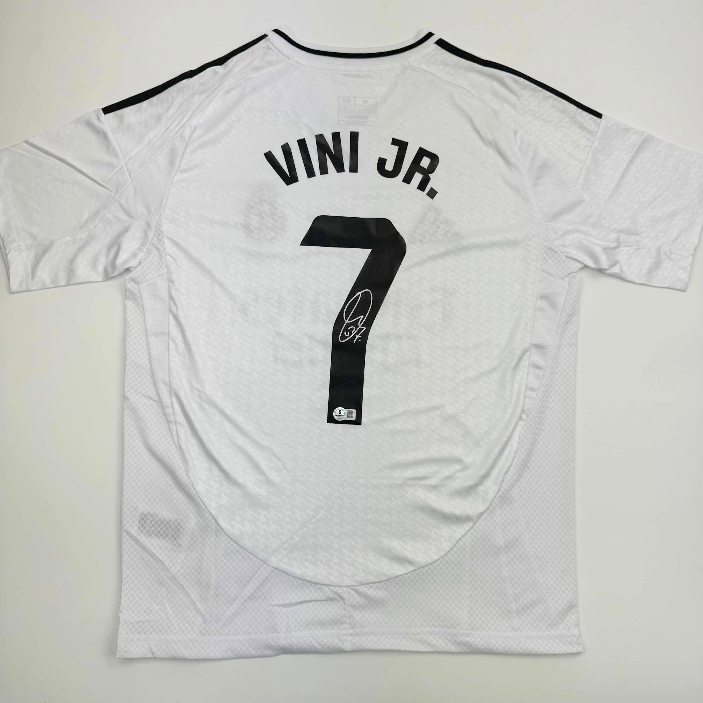 Autographed/Signed Vini Vinicius Jr. #7 Real Madrid White Soccer Jersey Beckett