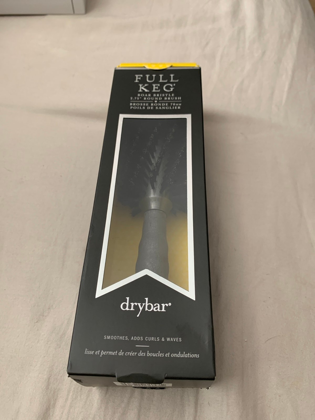 Drybar Full Keg round brush