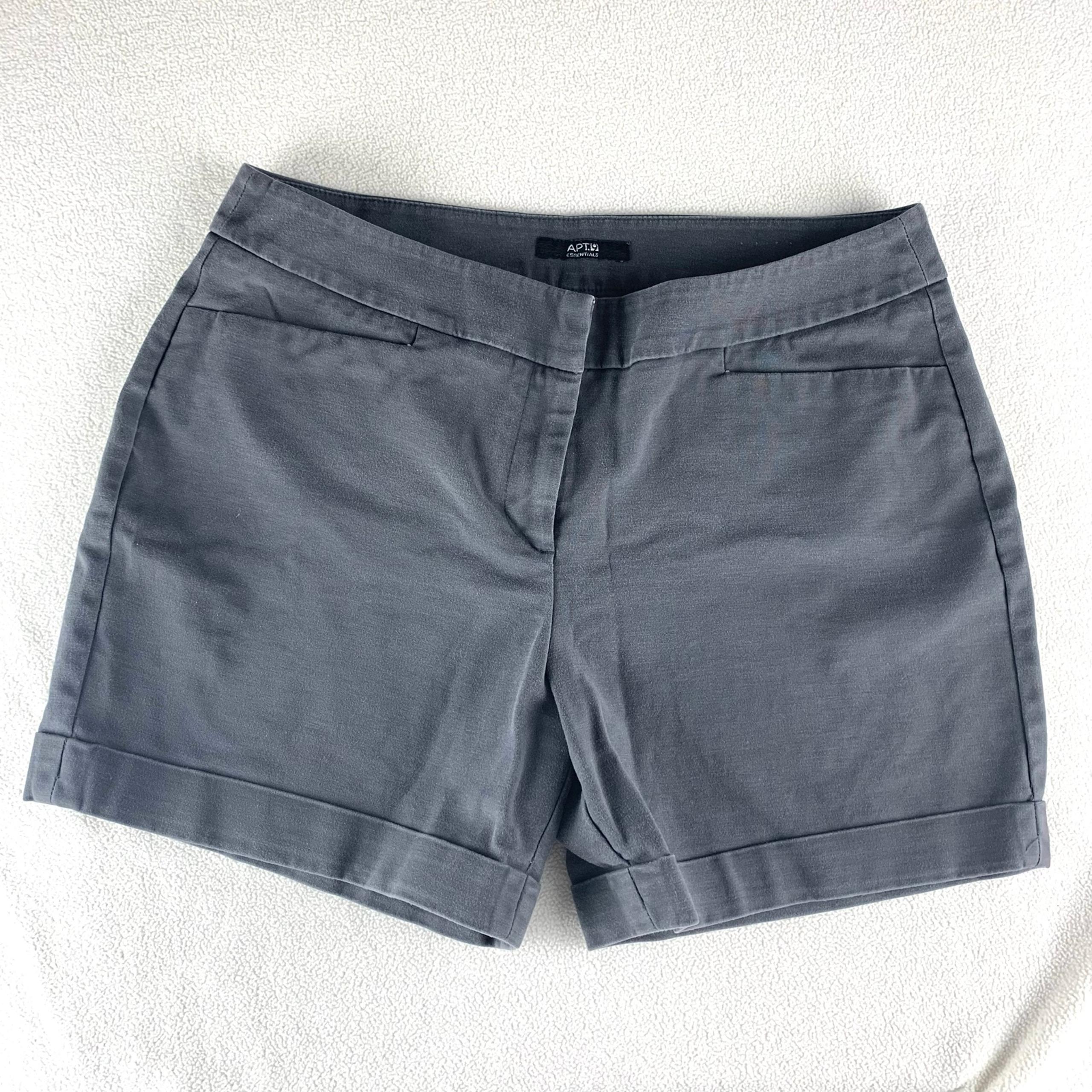 APT. 9 Essentials Shorts Womens Size 12 Gray Dressy Mid Rise Cuffed Chino  Waist