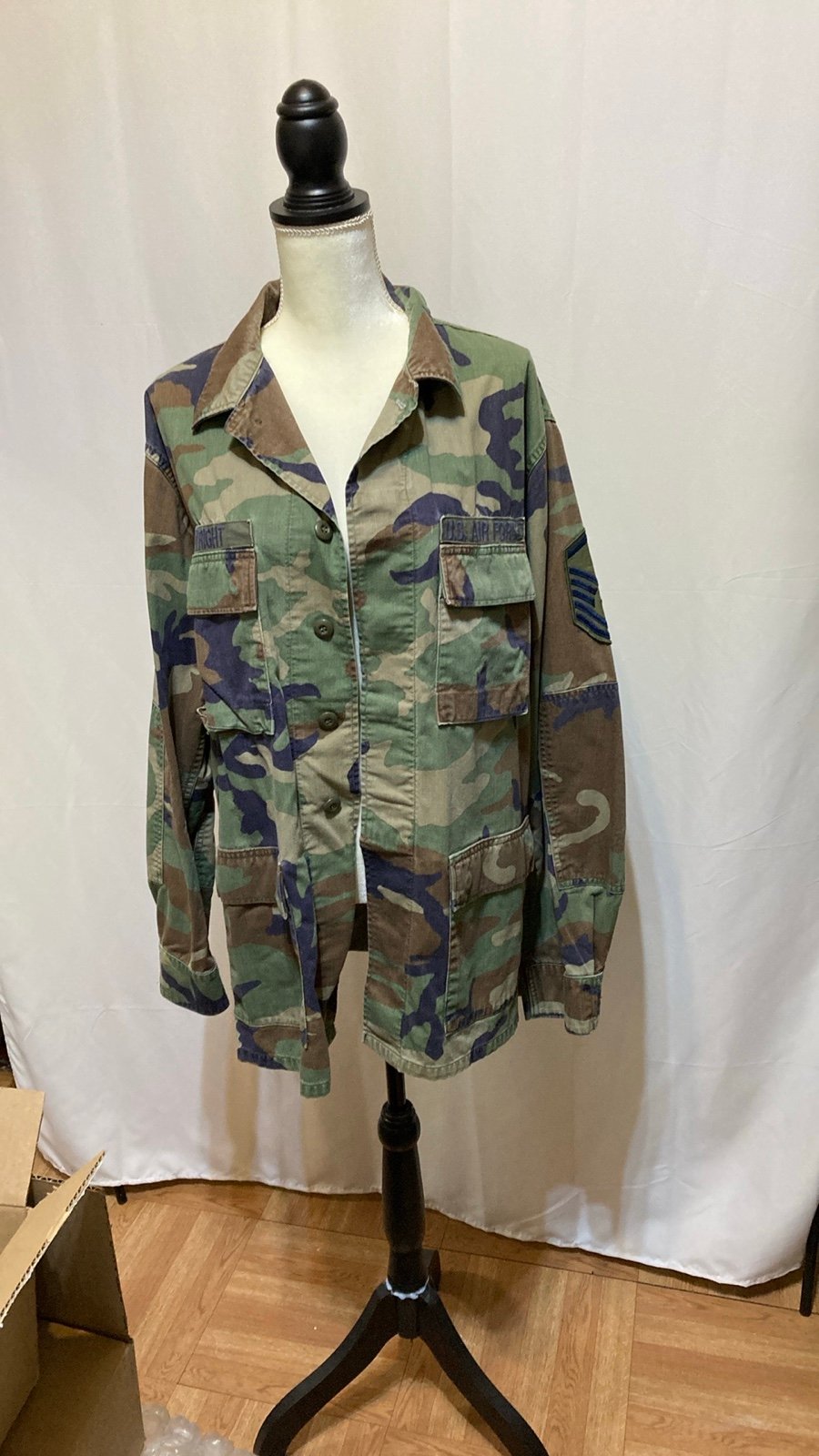 VINTAGE GREEN CAMOUFLAGE U.S AIR FORCE MILITARY JACKET