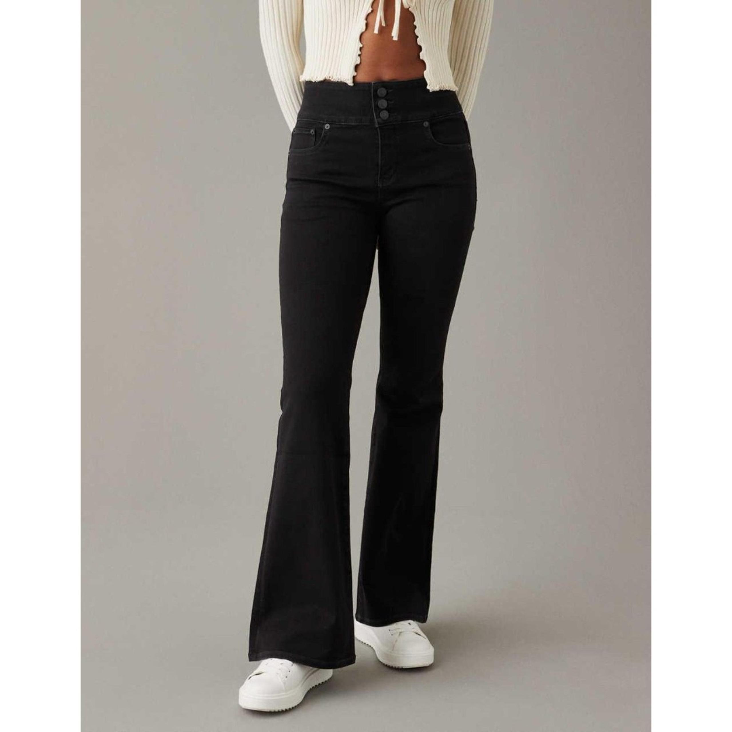 American Eagle Dream Super High-Waisted Flare Jean, Black Wash, Size 4 SHORT