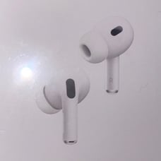 Apple airpods pro 2nd generation with charging case