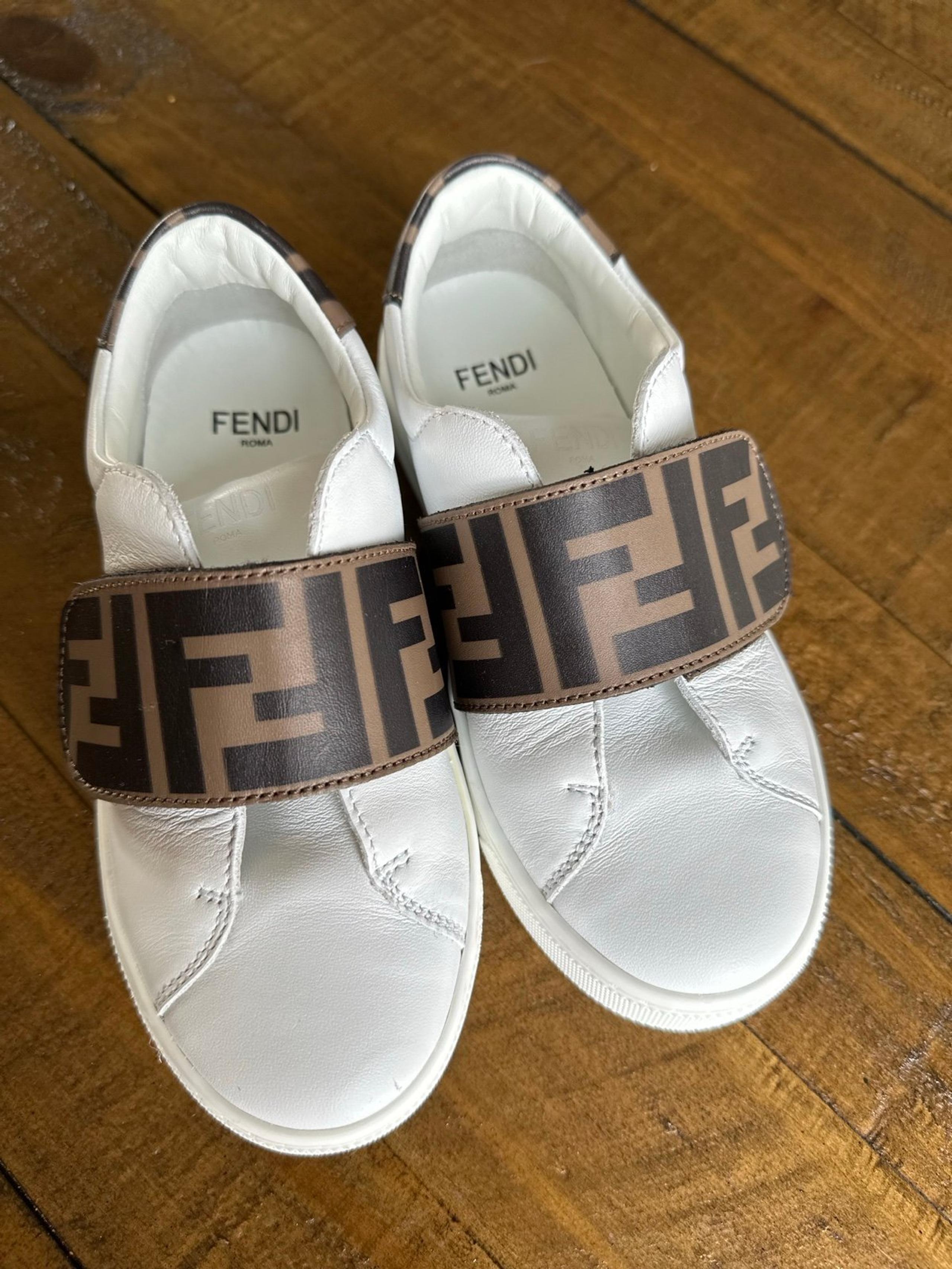 Fendi Kids sneakers size 28 or 11 US
