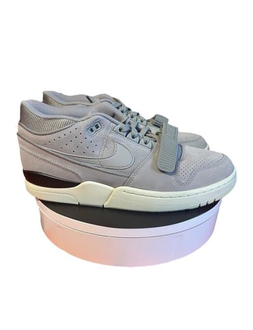 Nike Men’s Air Alpha Force 88’. Medium grey. Suede. Size 10. Velcro Strap