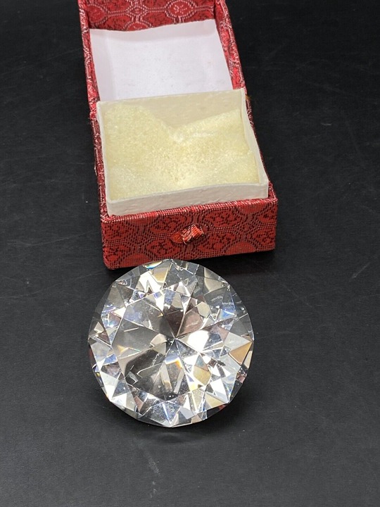 Diamond Shaped Clear Heavy 60m Synthetic Crystal Paperweight Glass