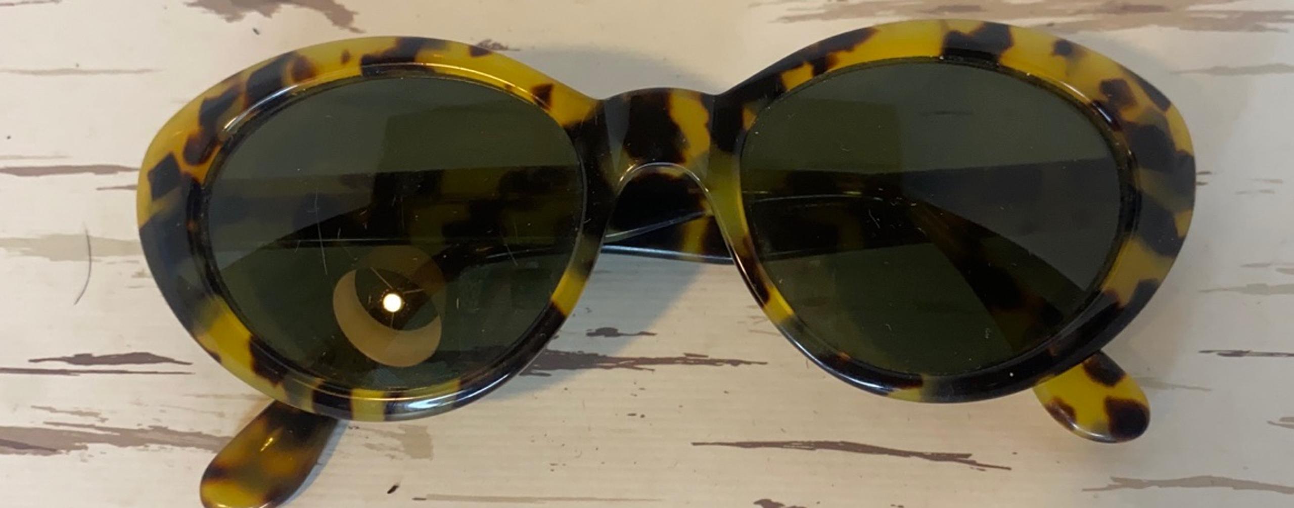 Sunglasses vintage DKNY tortoise shell
