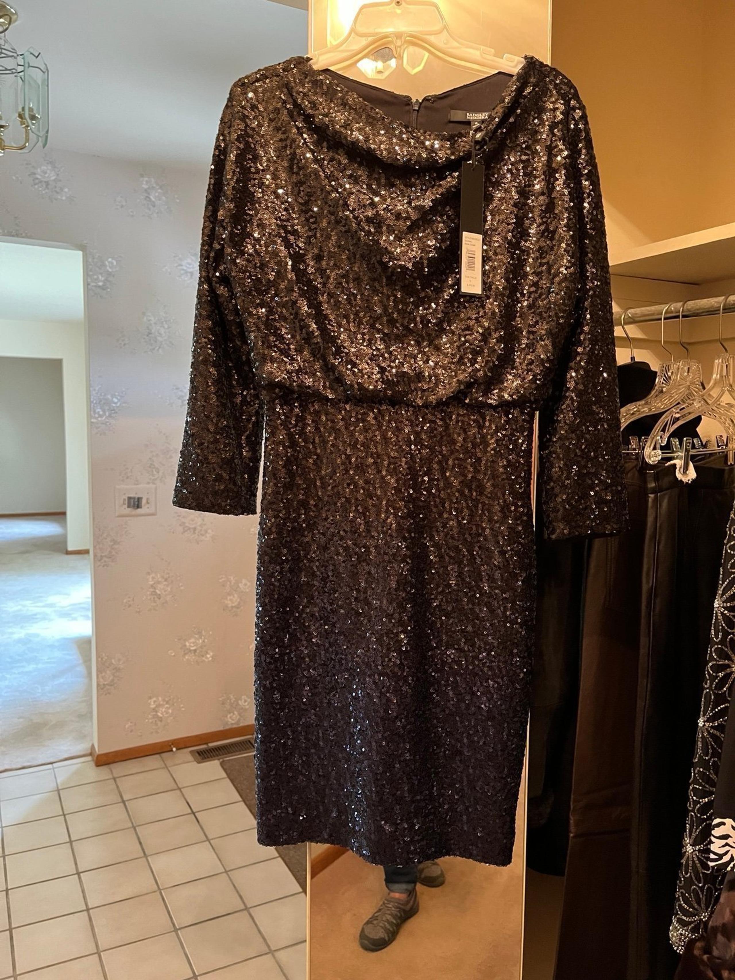 Badgley Mischka Short Evening Dress