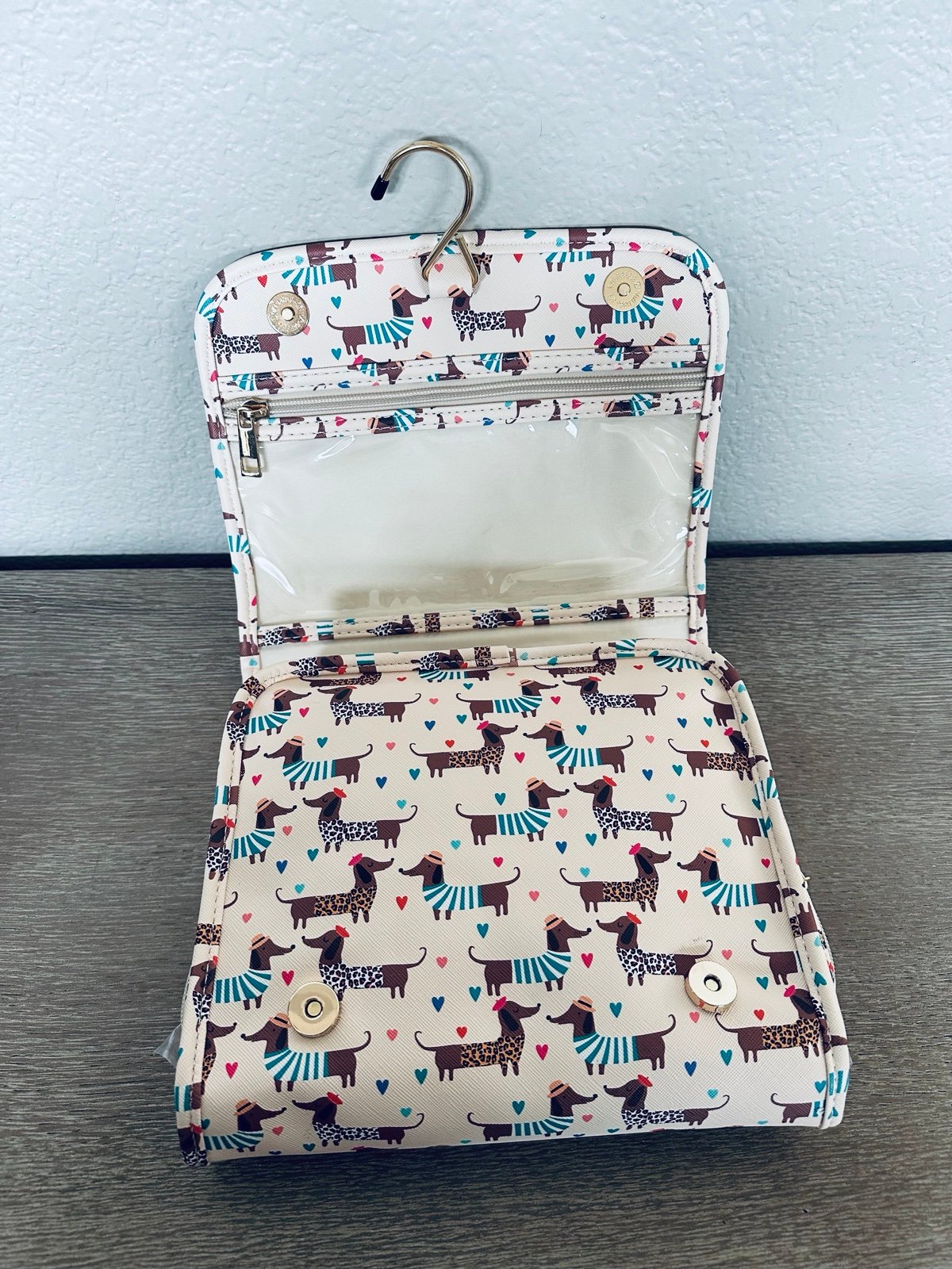Dachshund Dog Hanging Cosmetic Toiletry Bag Storage Travel Organizer