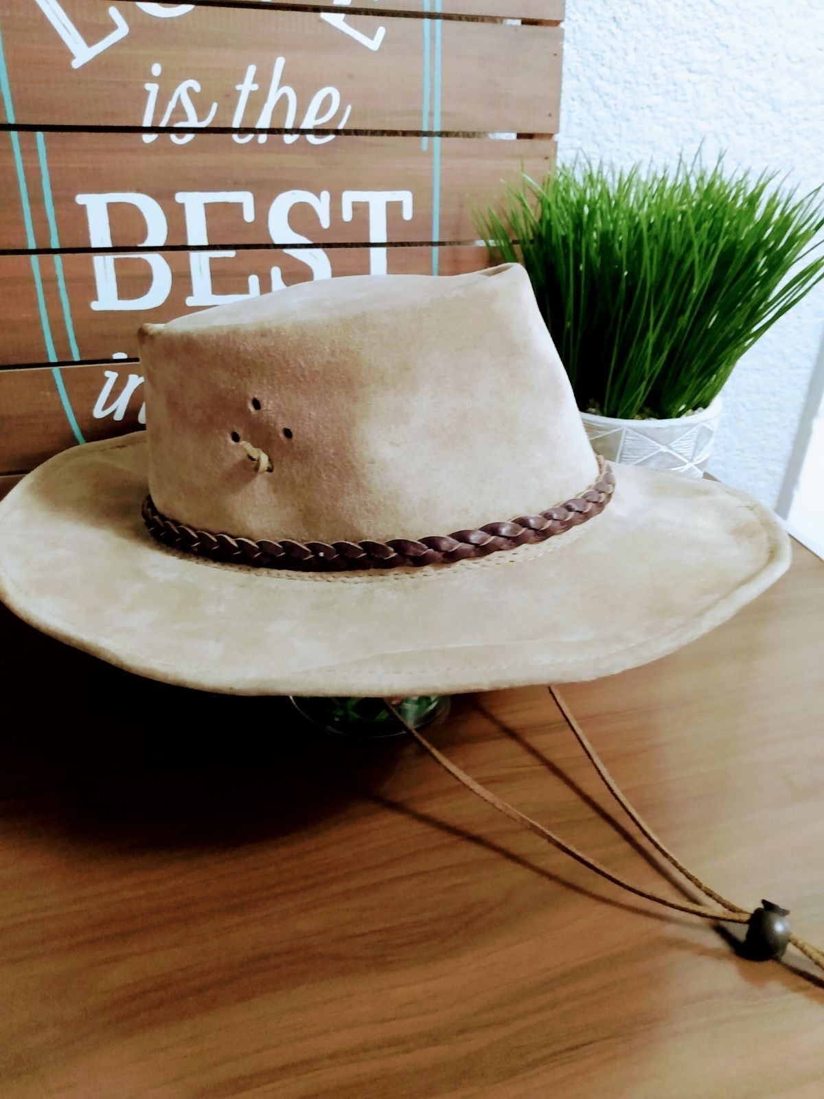 VTG Walkabout Leather Outback Hat