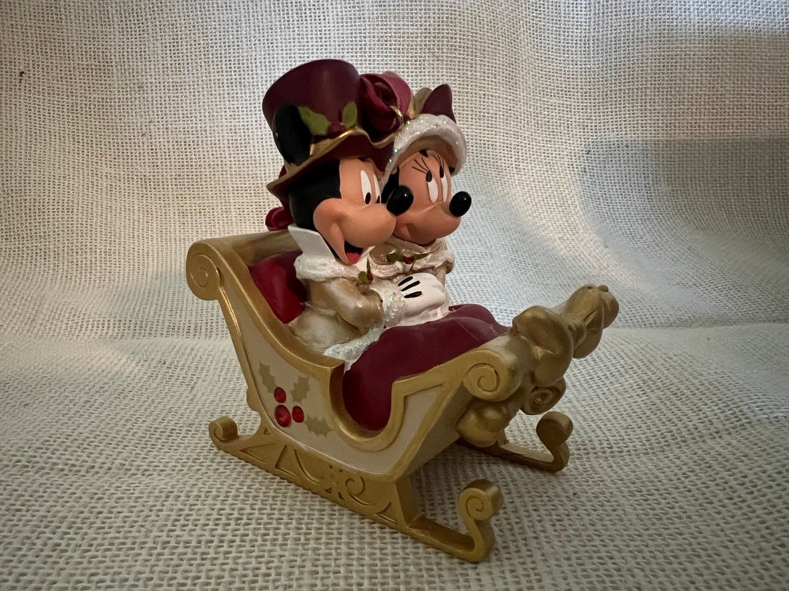 Official Disney World Park Mickey And Minnie Mouse Christmas Tree Ornament