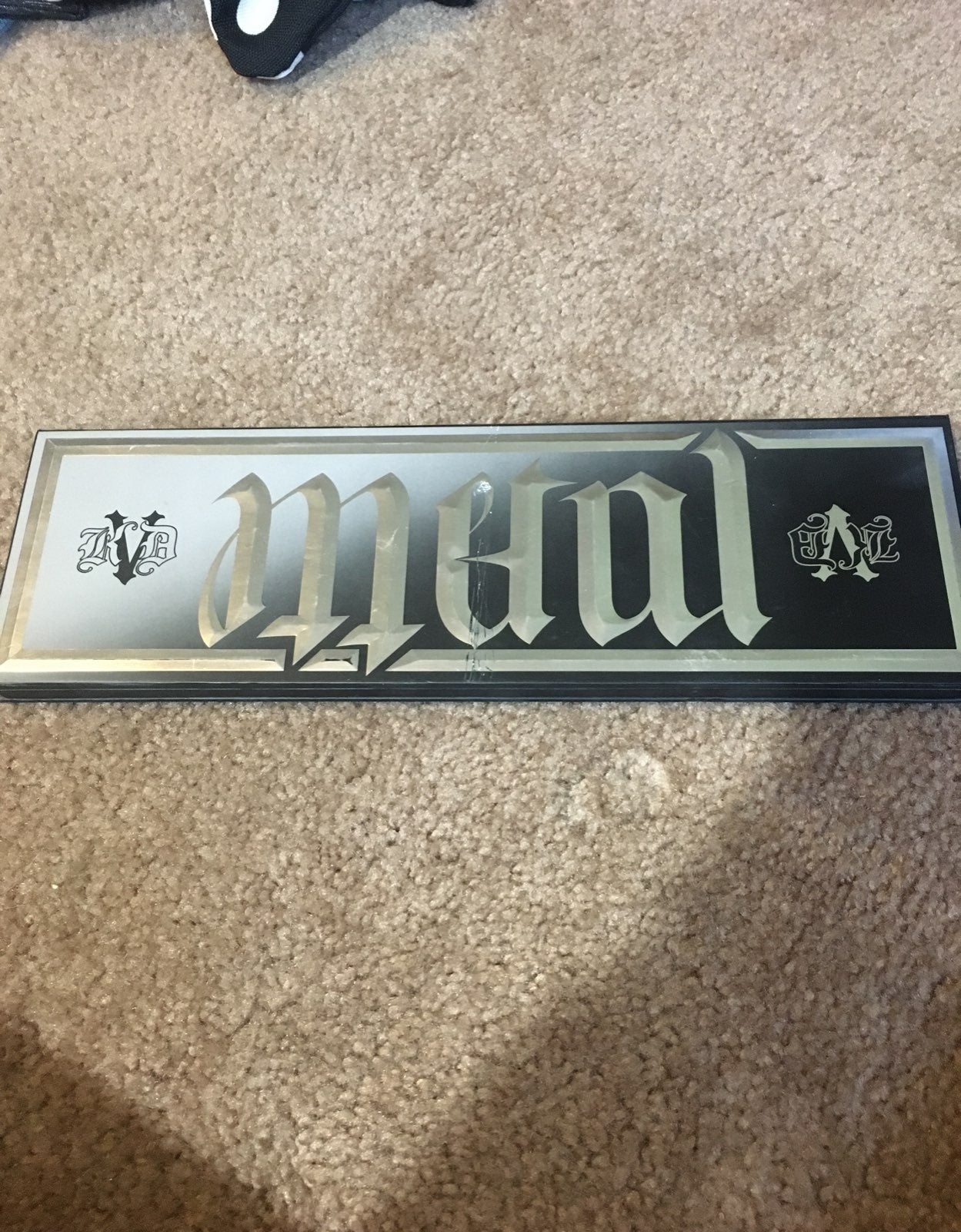 Kat Von D Metal Matte