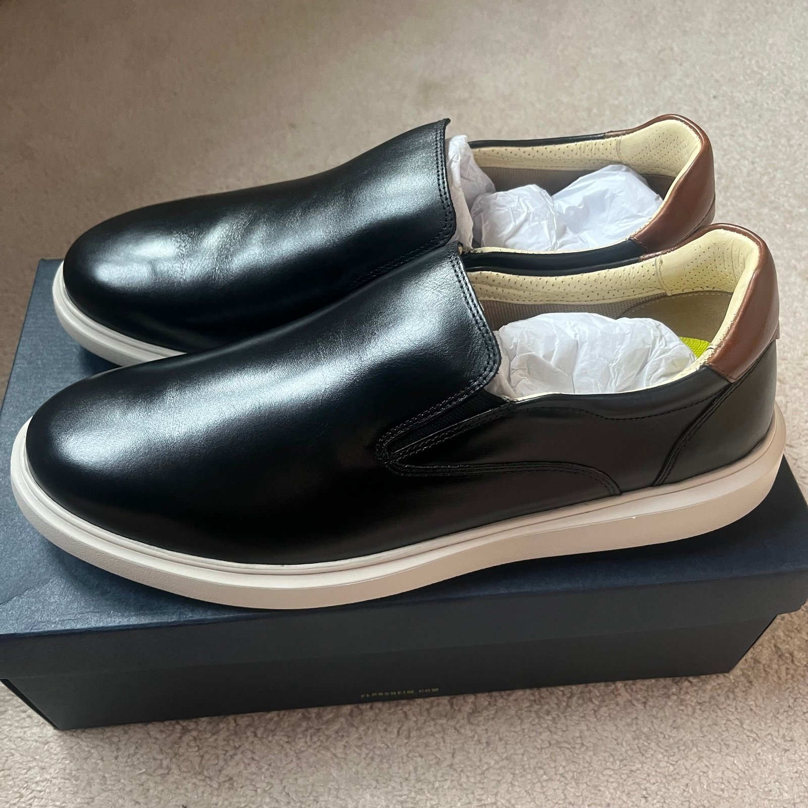 Florsheim Men's Social Plain Toe Slip On Sneaker