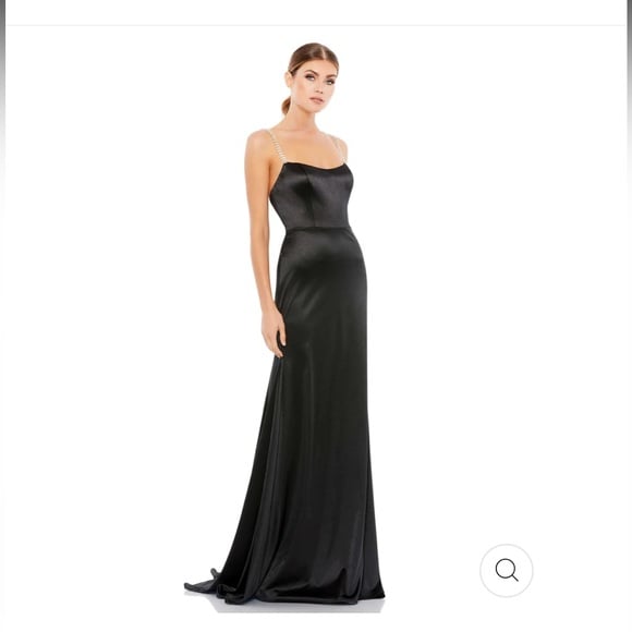MAC DUGGAL CHARMEUSE RHINESTONE STARP TRUMPET GOWN size 10