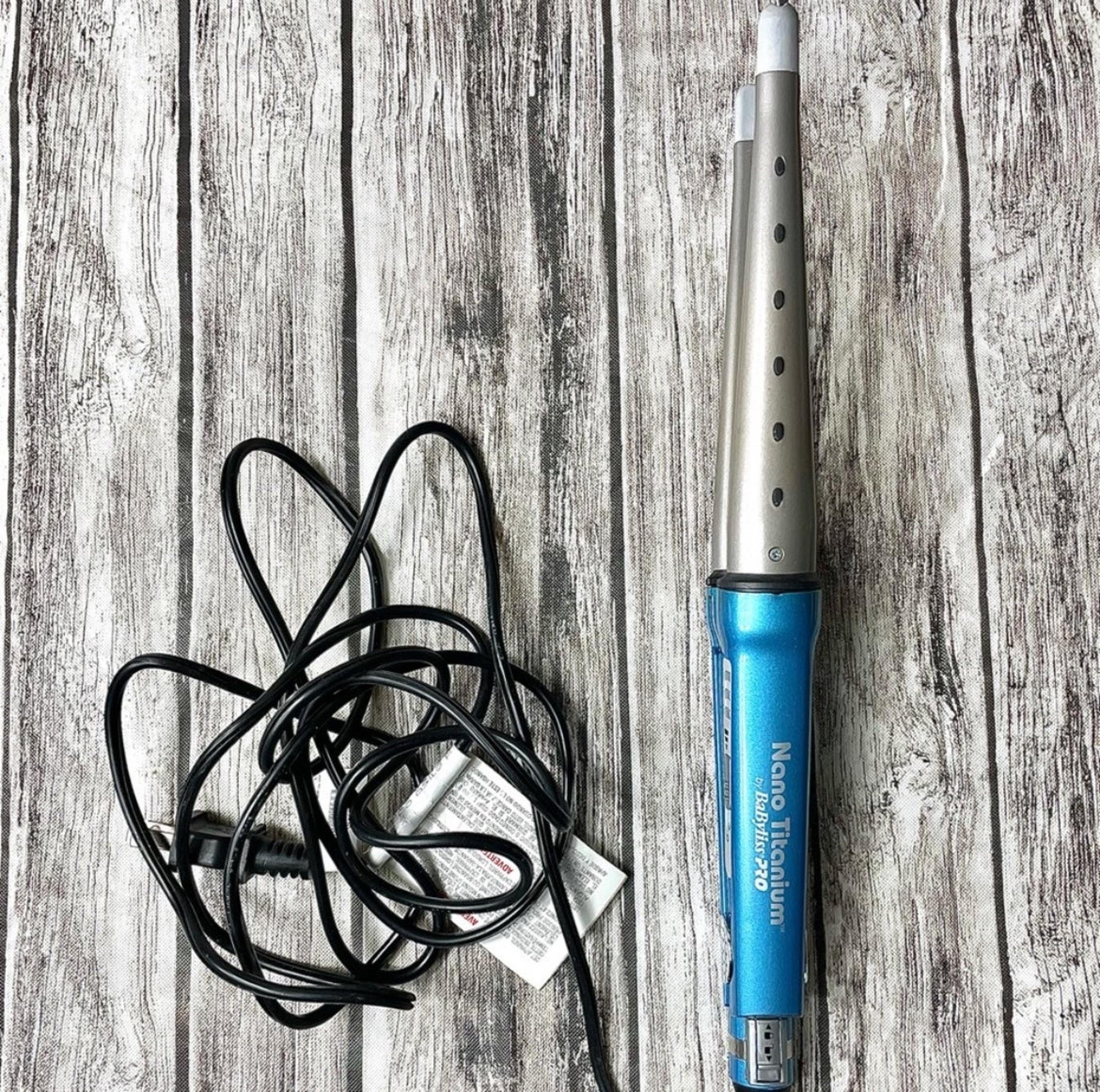 Babyliss Pro Nano Titanium Hair Straightener/Curling Iron Tool