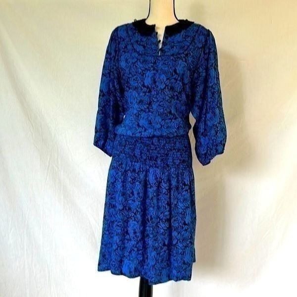 Vintage Young Edwardian by Arprja women’s smocked waist rayon dress size 11/12
