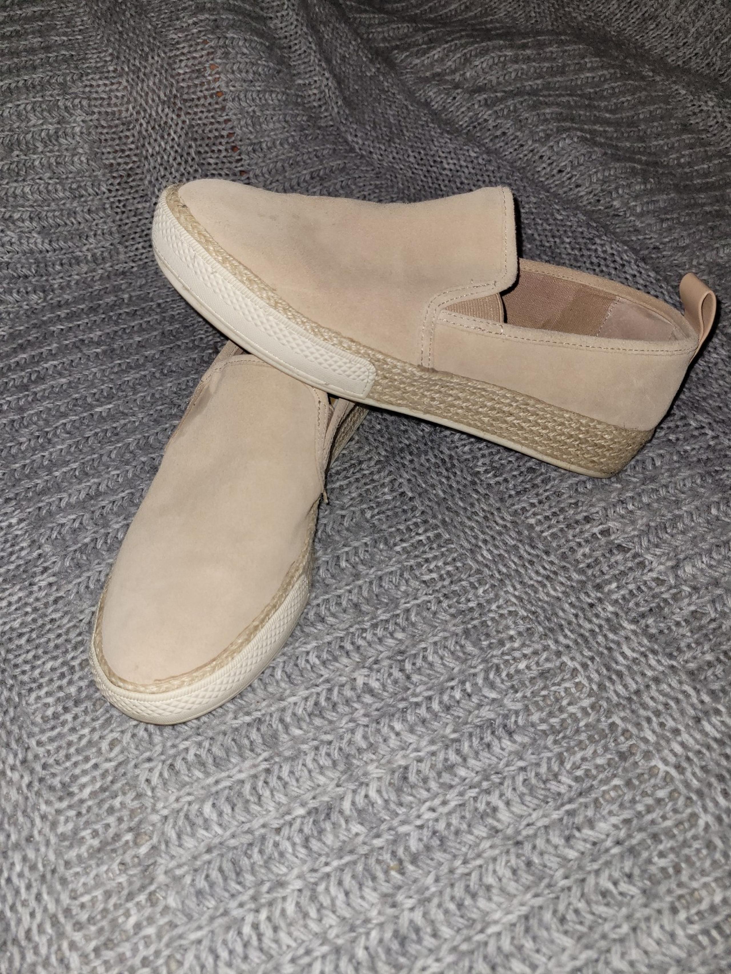 Dolce Vita tan Suede slip on shoes