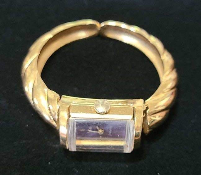 Crown trifari 17 jewels watch