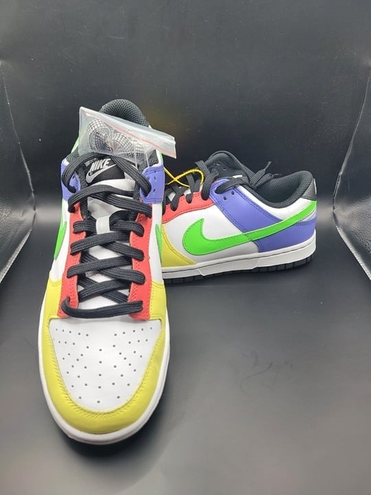 Size 8.5 - Nike Dunk Low Green Strike W