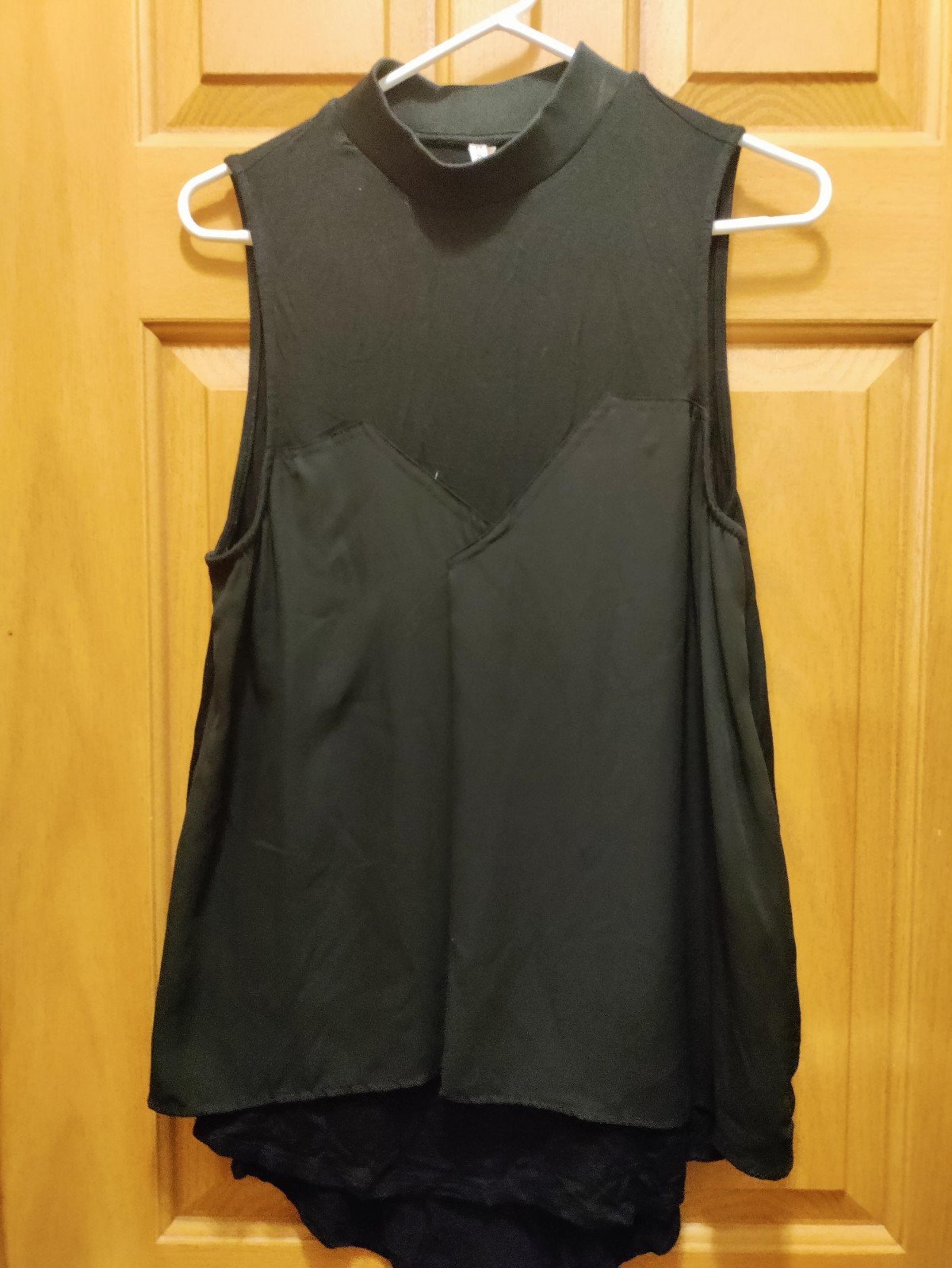 Women's tank top sz Med