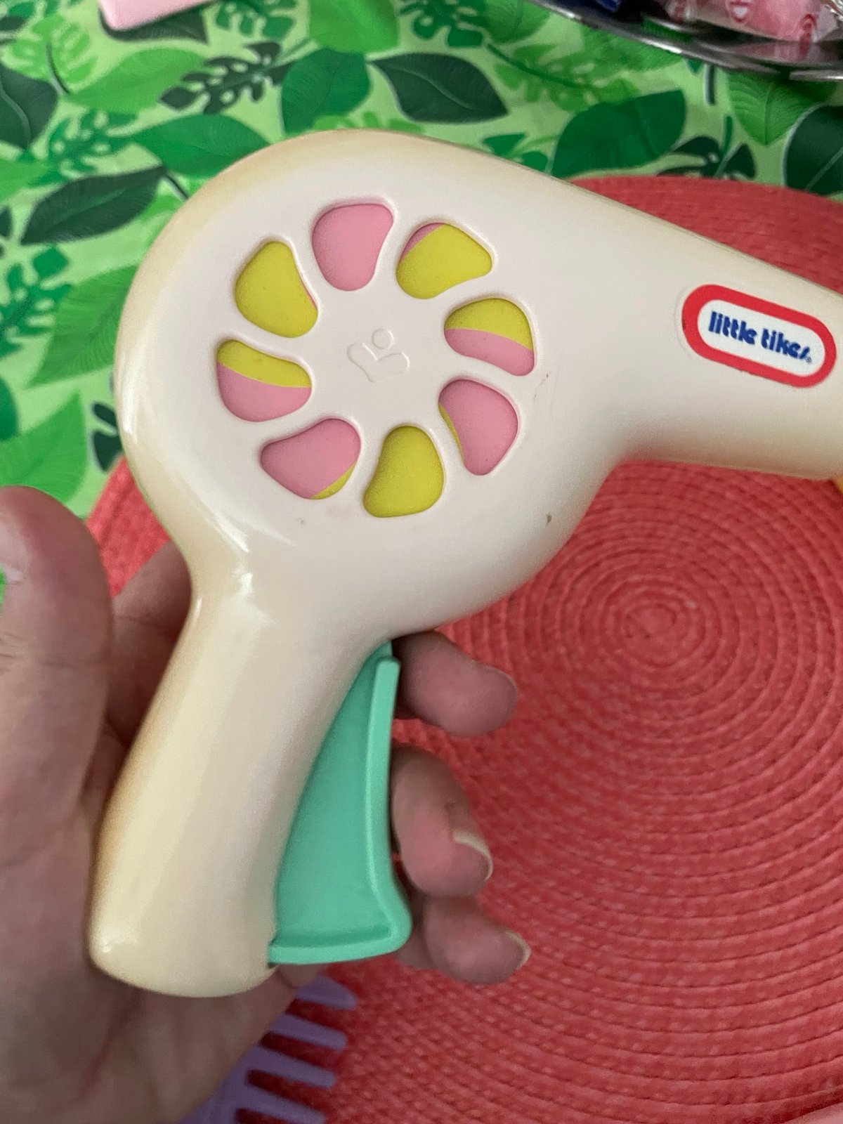 Little tikes blow dryer