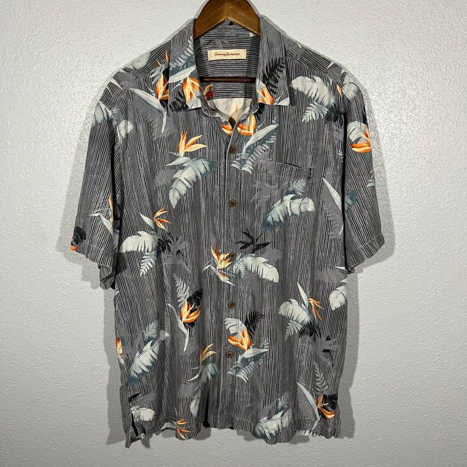 Tommy Bahama Mens Gray Aloha Floral Hawaiian Silk Camp Shirt Size XL