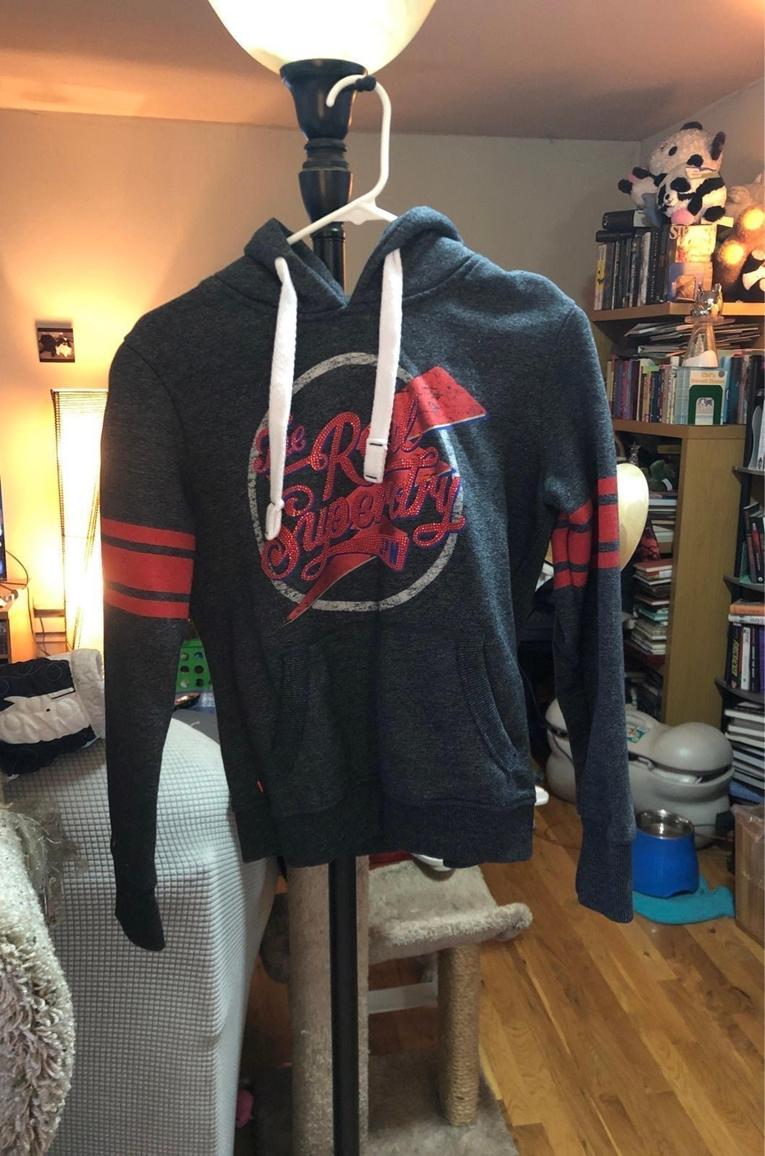 *LAST CHANCE* Superdry Grey and Red Pullover Hoodie