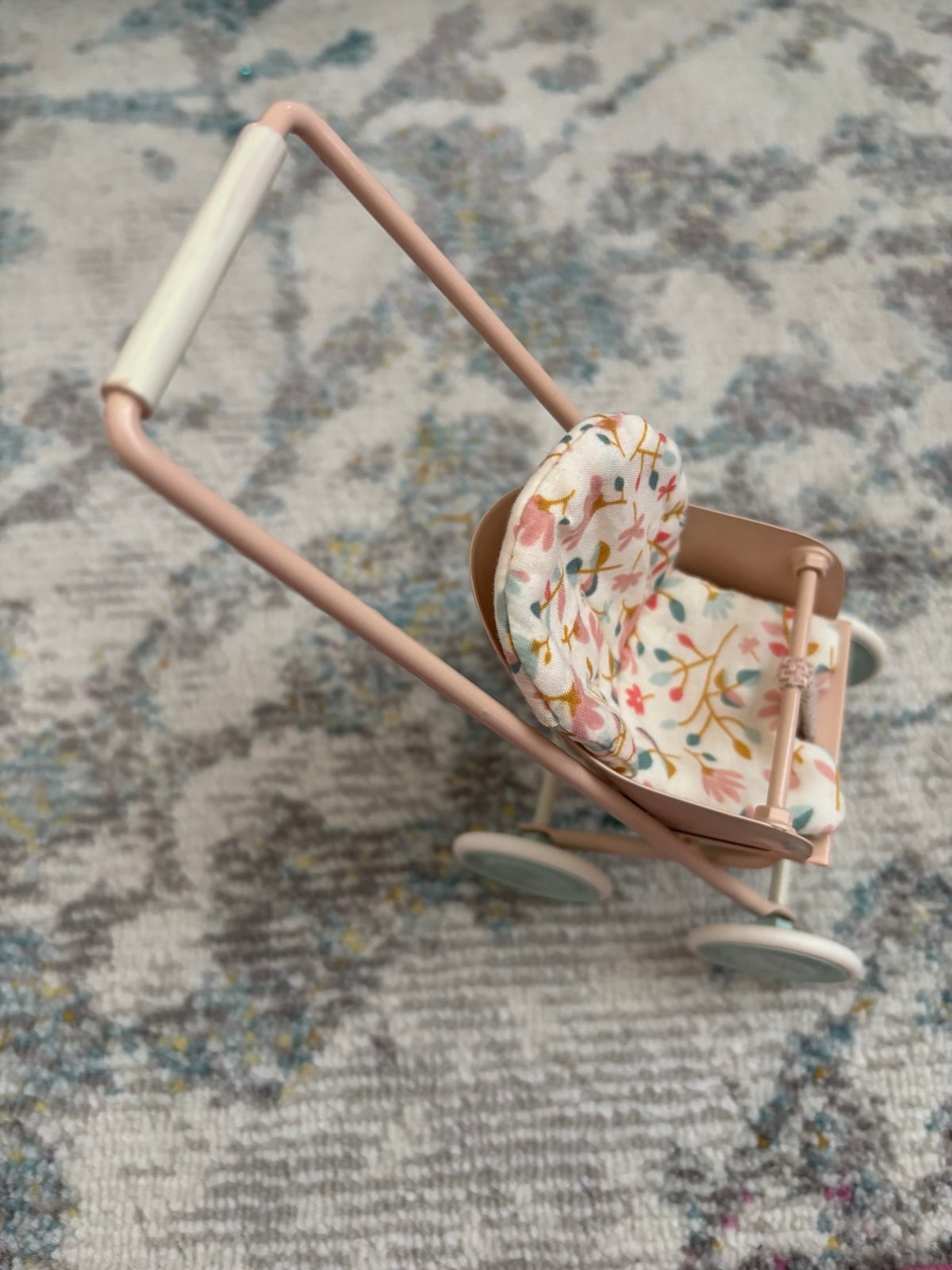 Maileg baby carriage