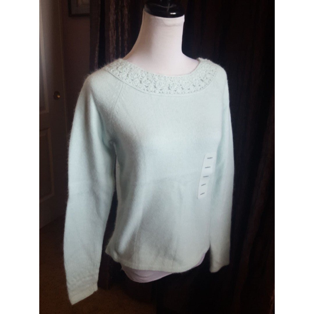 NWT SWEATER BOAT NECK AQUA BLUE SWEATER MEDIUM