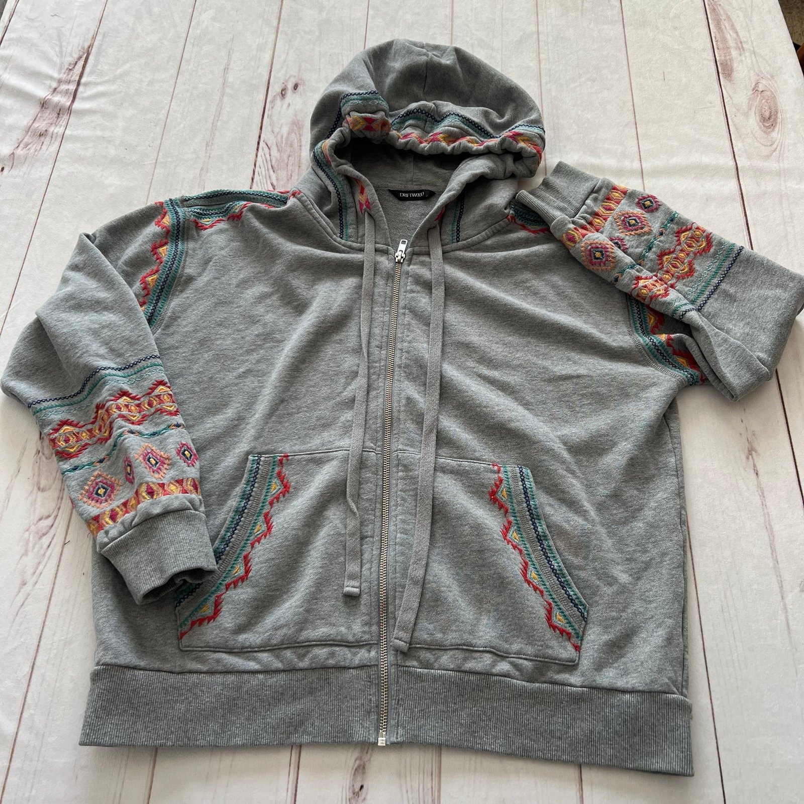 Driftwood Jeans Voyager Way Embroidered Zip-Up Hoodie in Grey Size L Boho Aztec