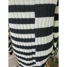 Item photo preview #3