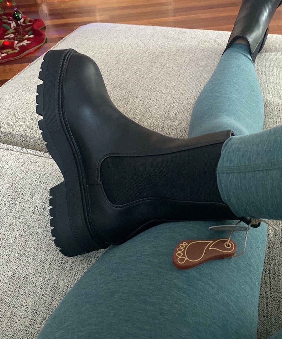 Final price! Chelsea platform boots