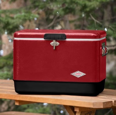 NWT Vintage 54-Quart Steel Belted® Cooler COLOR : Red CLM200