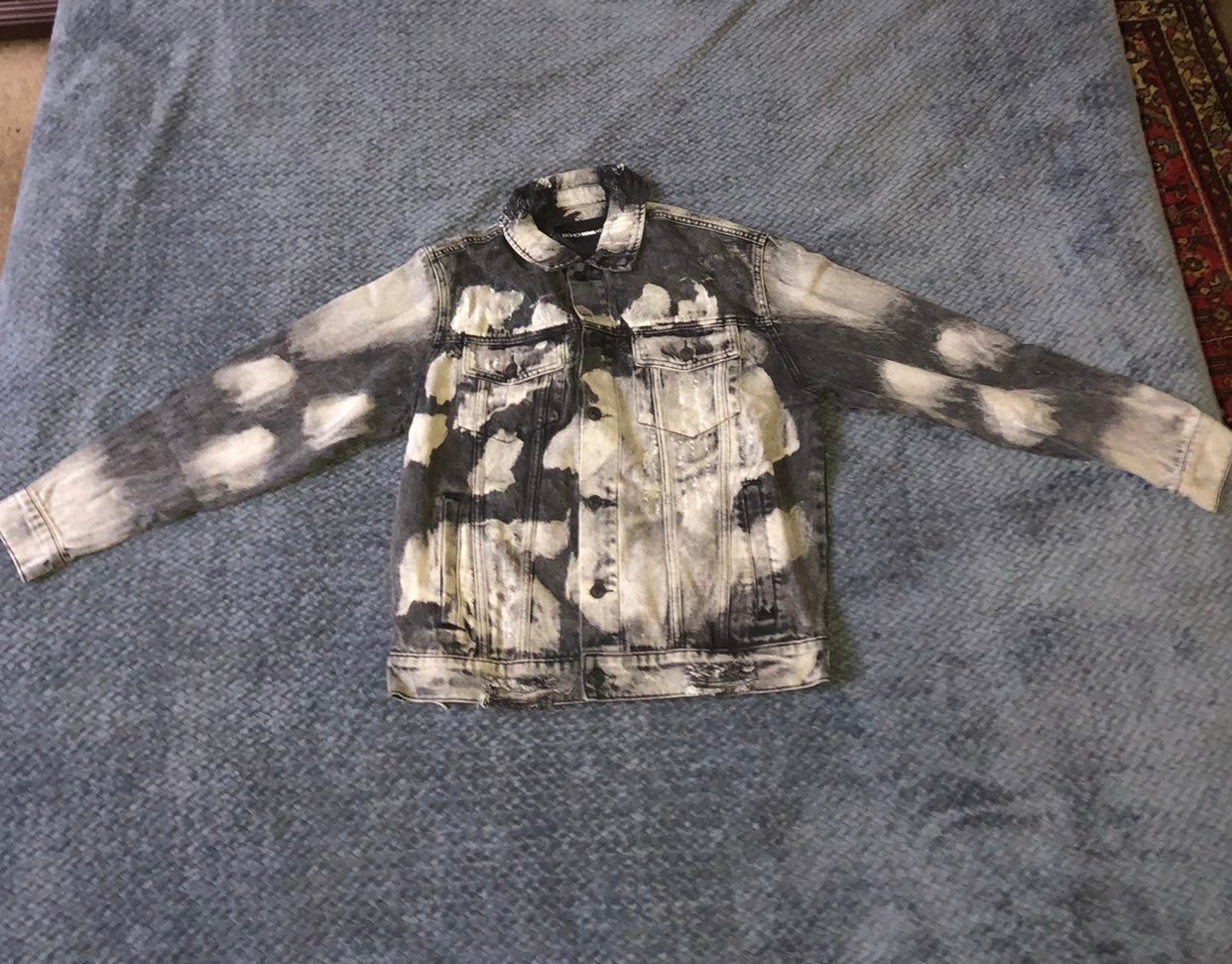 Black denim jean jacket size S (men)