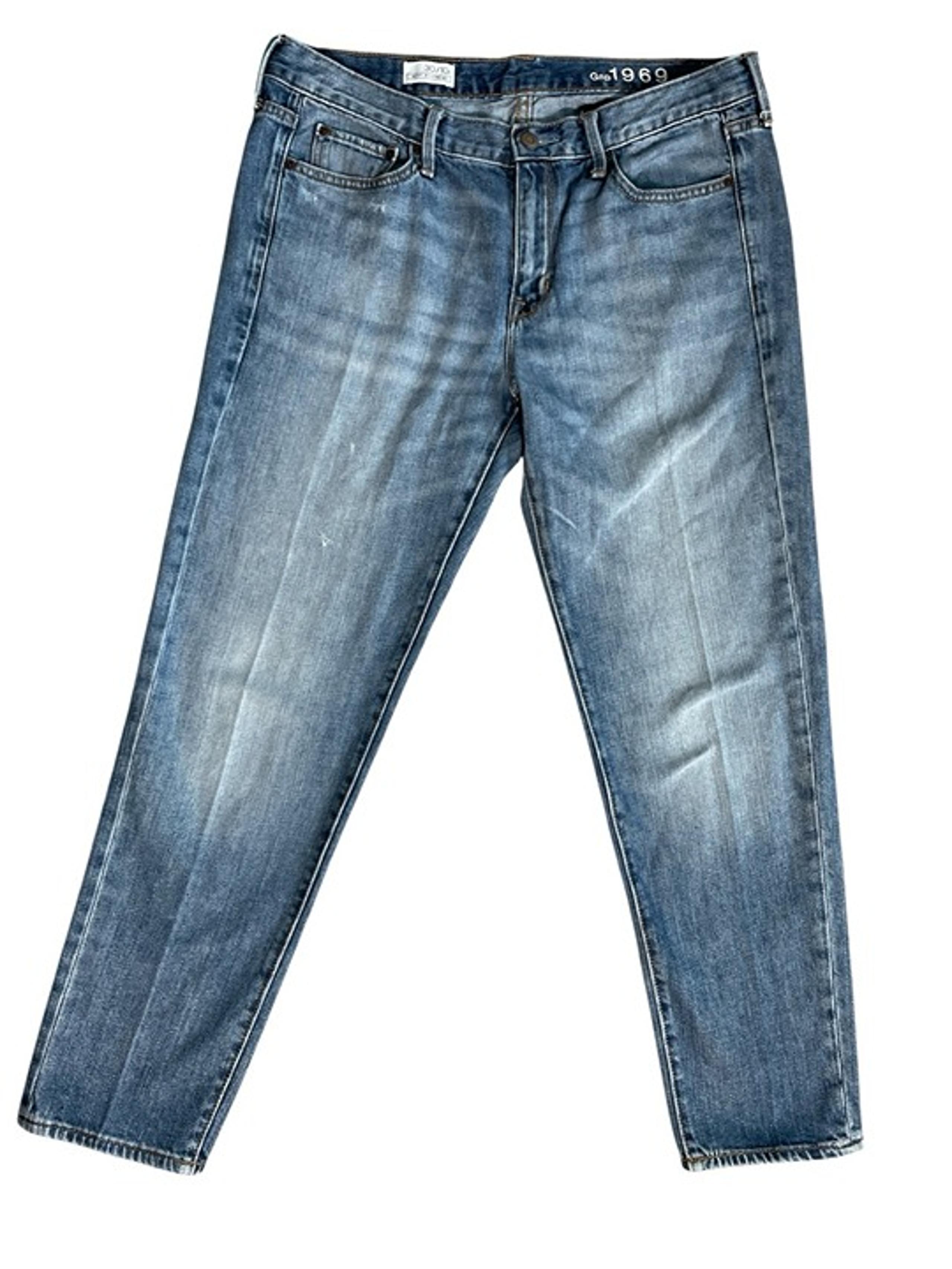 Gap 1969 Sexy Boyfriend Jeans Womens Size 30 / 10R Straight Light Wash