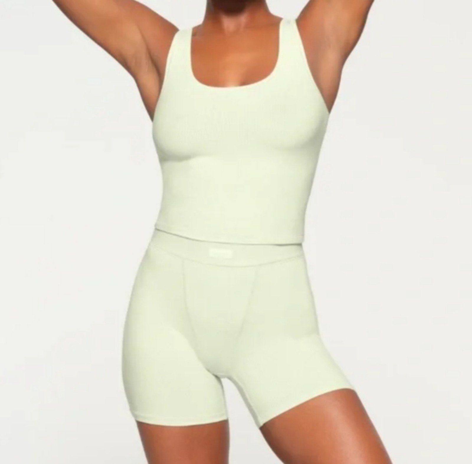 SKIMS Honeydew Soft Lounge Boxer Short - SIZE S