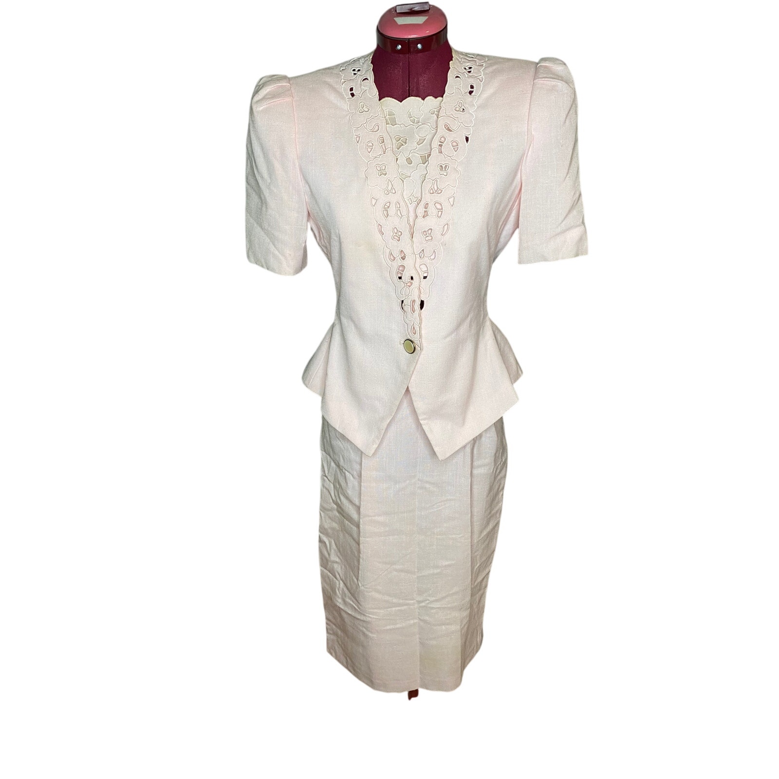 Kasper suit 80s short sleeve pink lace sz 4