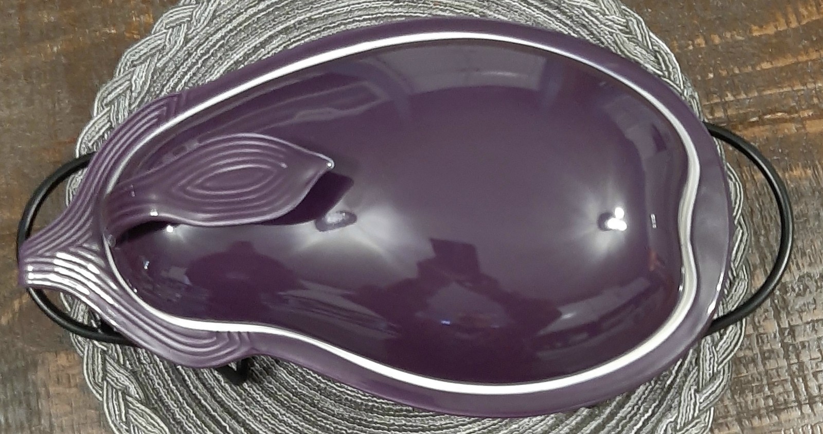 HTF Cook Street Market 4 Piece Purple Eggplant Shaped Warming Serving Dish