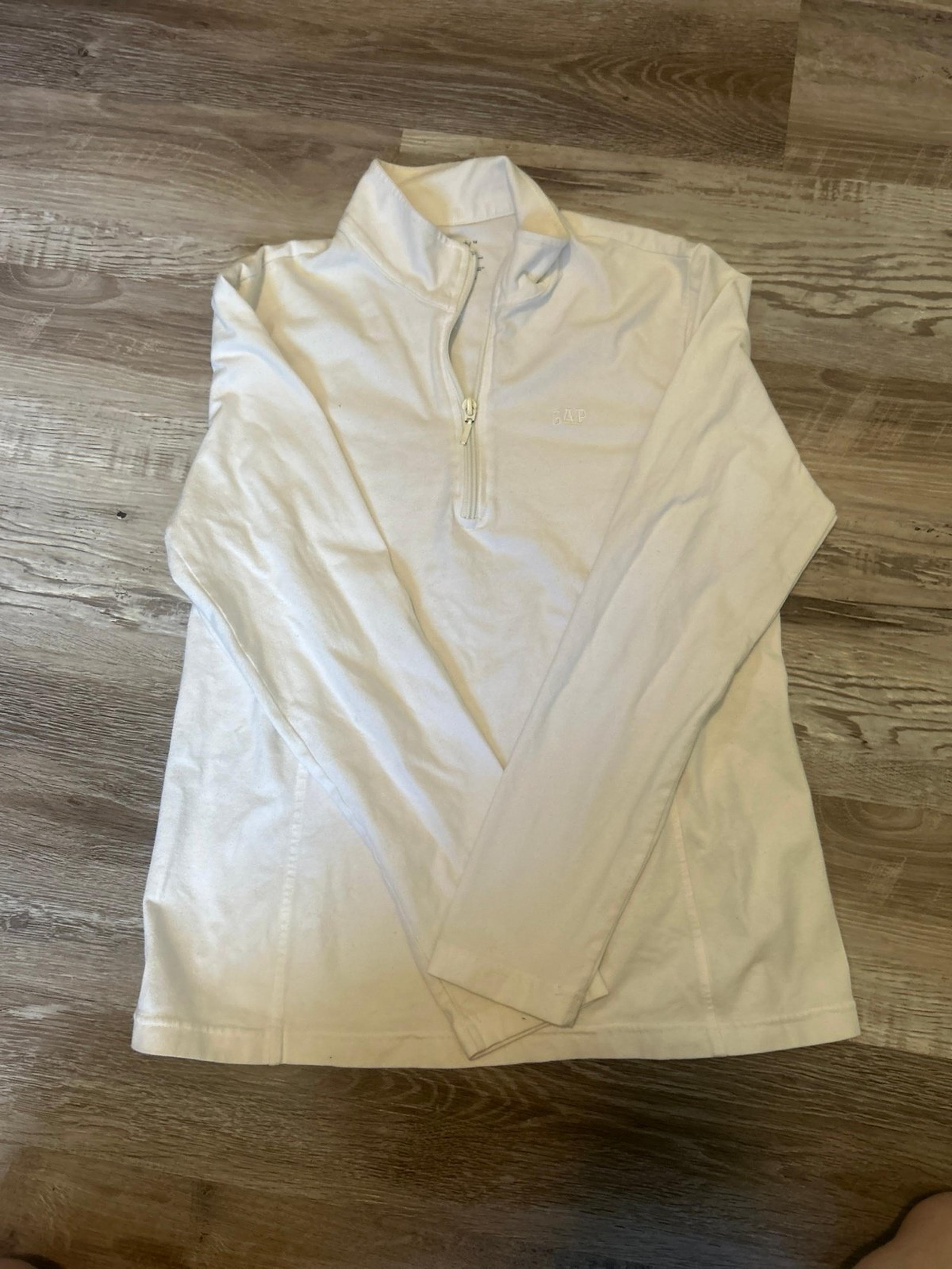 Gap long sleeve half zip