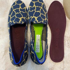 Rothy’s Giraffe Loafers- Navy
