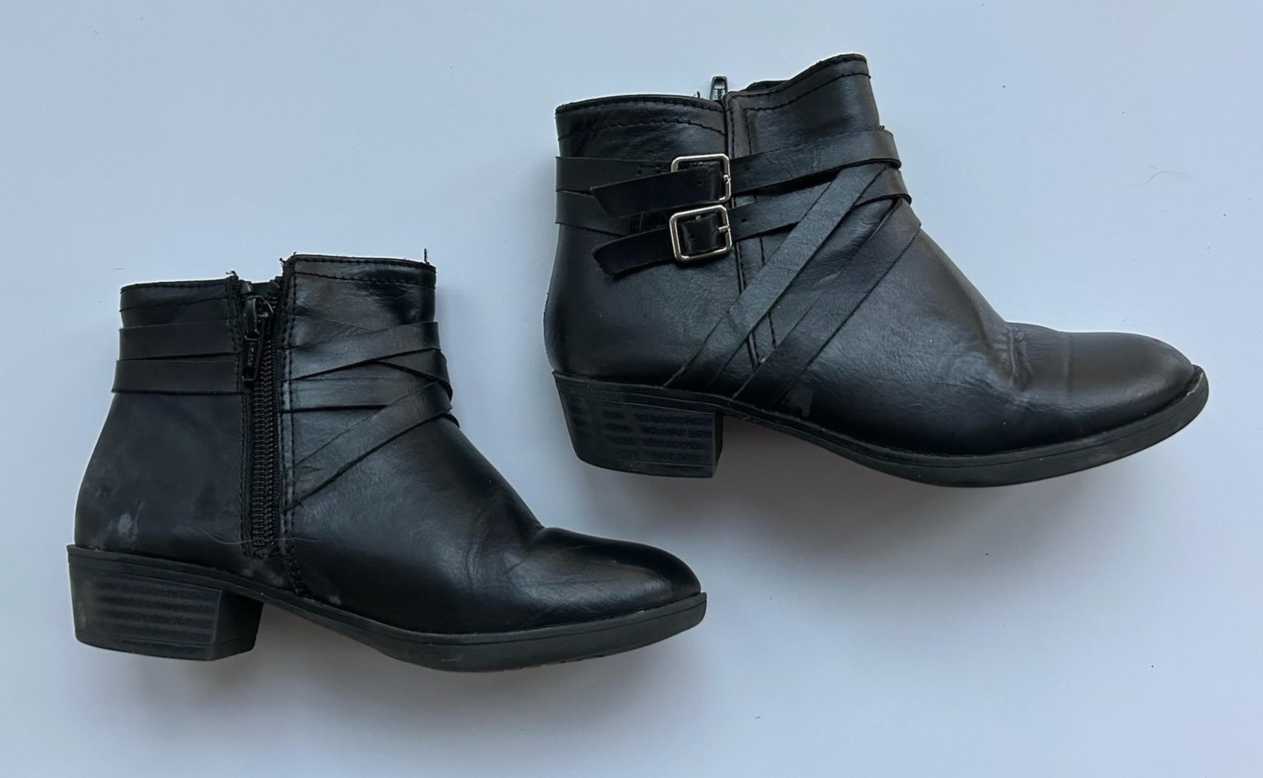 Kohl’s Black Short Boots For Girls