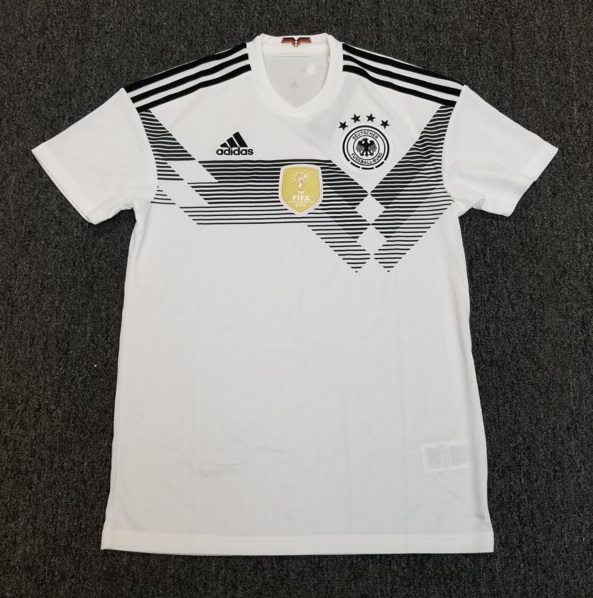 Mens Germany jersey Small