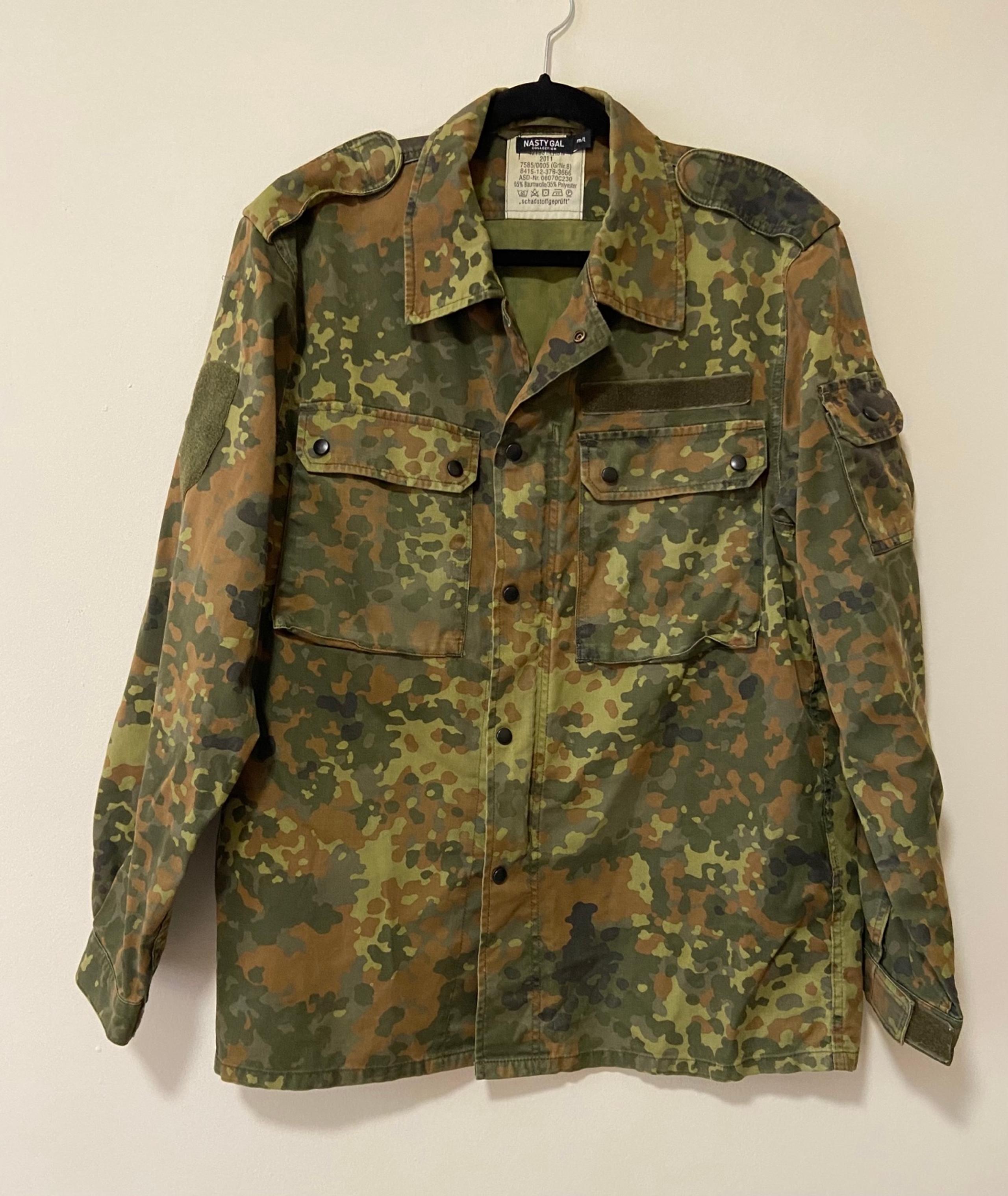 Nasty Gal Military Green Jacket Utility Pockets Blazer Size M/L Medium Large