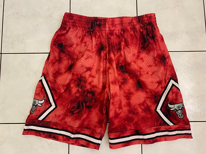 Mitchell & Ness Chicago Bulls Red Black NBA Galaxy Swingman Shorts Size L