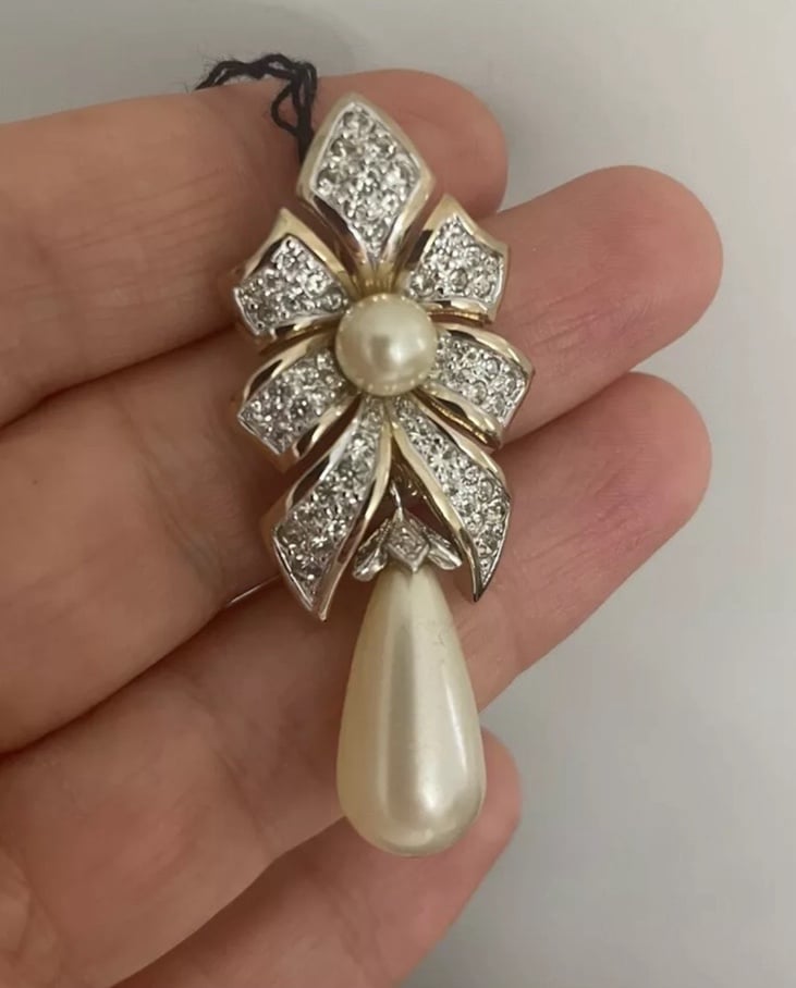 Fabulous Stamped Panetta Faux Diamond Accent And Pearls Pendant