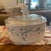 Pfaltzgraff April 2.5 QT Round Covered Casserole Glass Pyrex Lid MINT Vintage