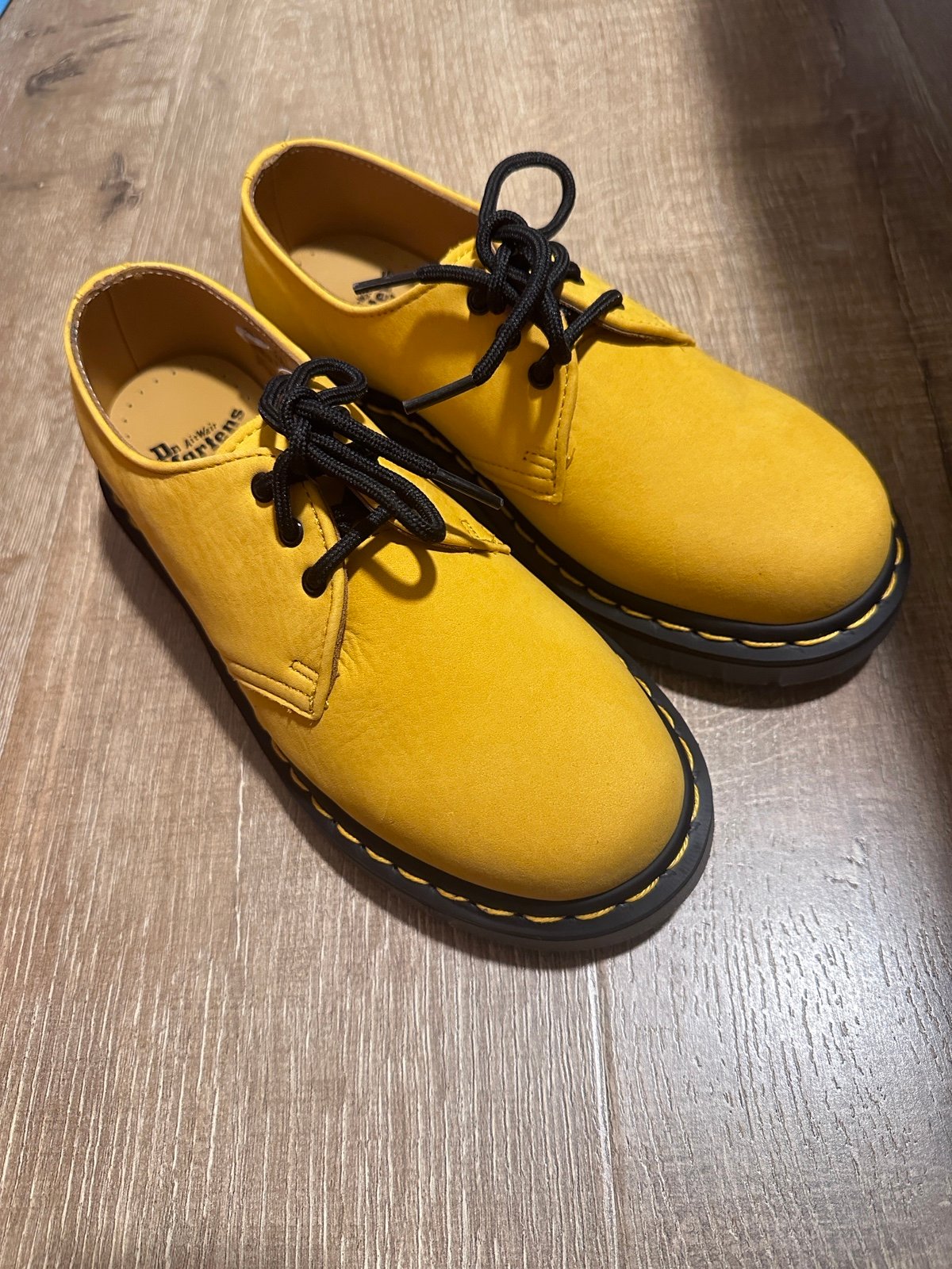 Dr. Martens Iced II Buttersoft Leather Oxford Shoes EU 37