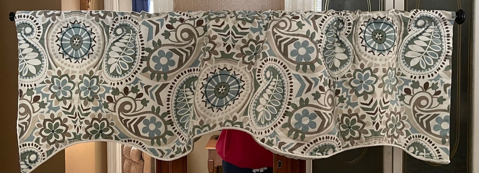Set Of 2 Paisley Print Valances