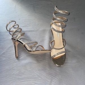 Spiral stiletto heels