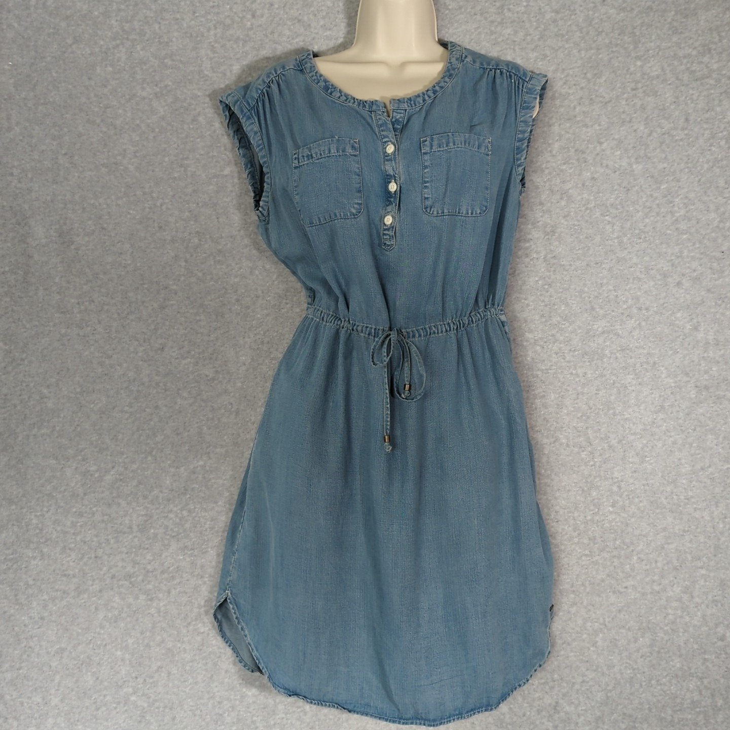Eddie Bauer Sleeveless Denim Chambray Dress Blue Soft 6 Y2K 90s Festival Boho
